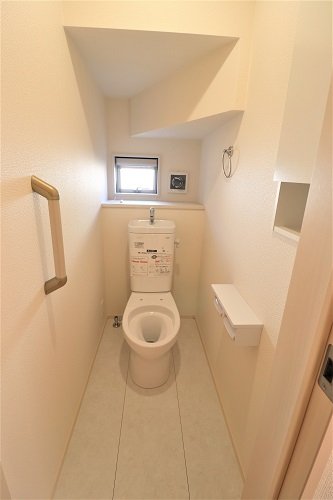 横根1階トイレ